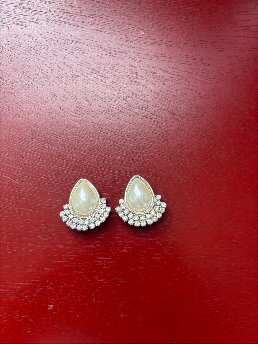 Pearl Teardrop Crystal Cluster Earrings - White